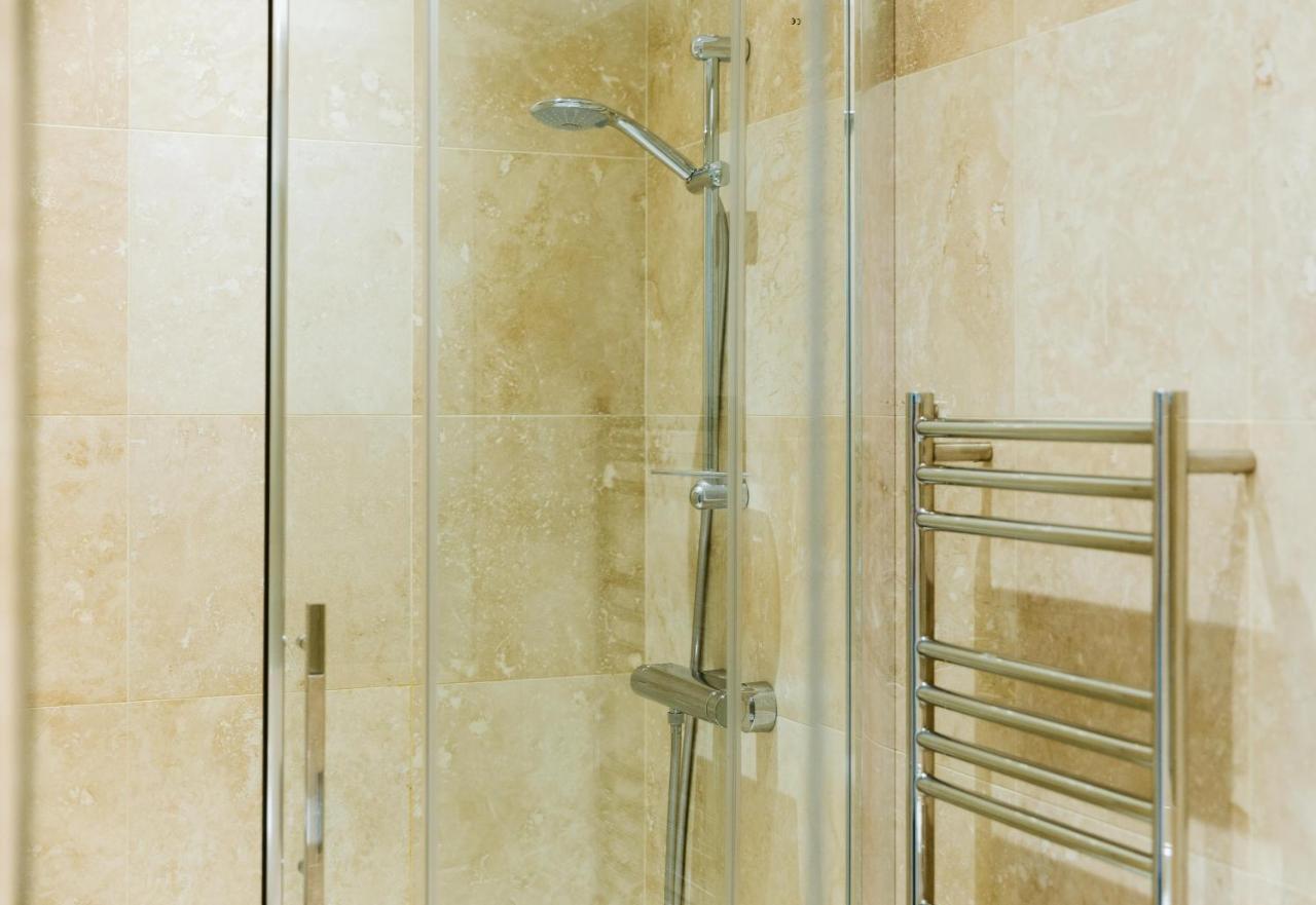 Luxury 1 Bed Flat, Spectacular Views Of Bath Apartment ภายนอก รูปภาพ